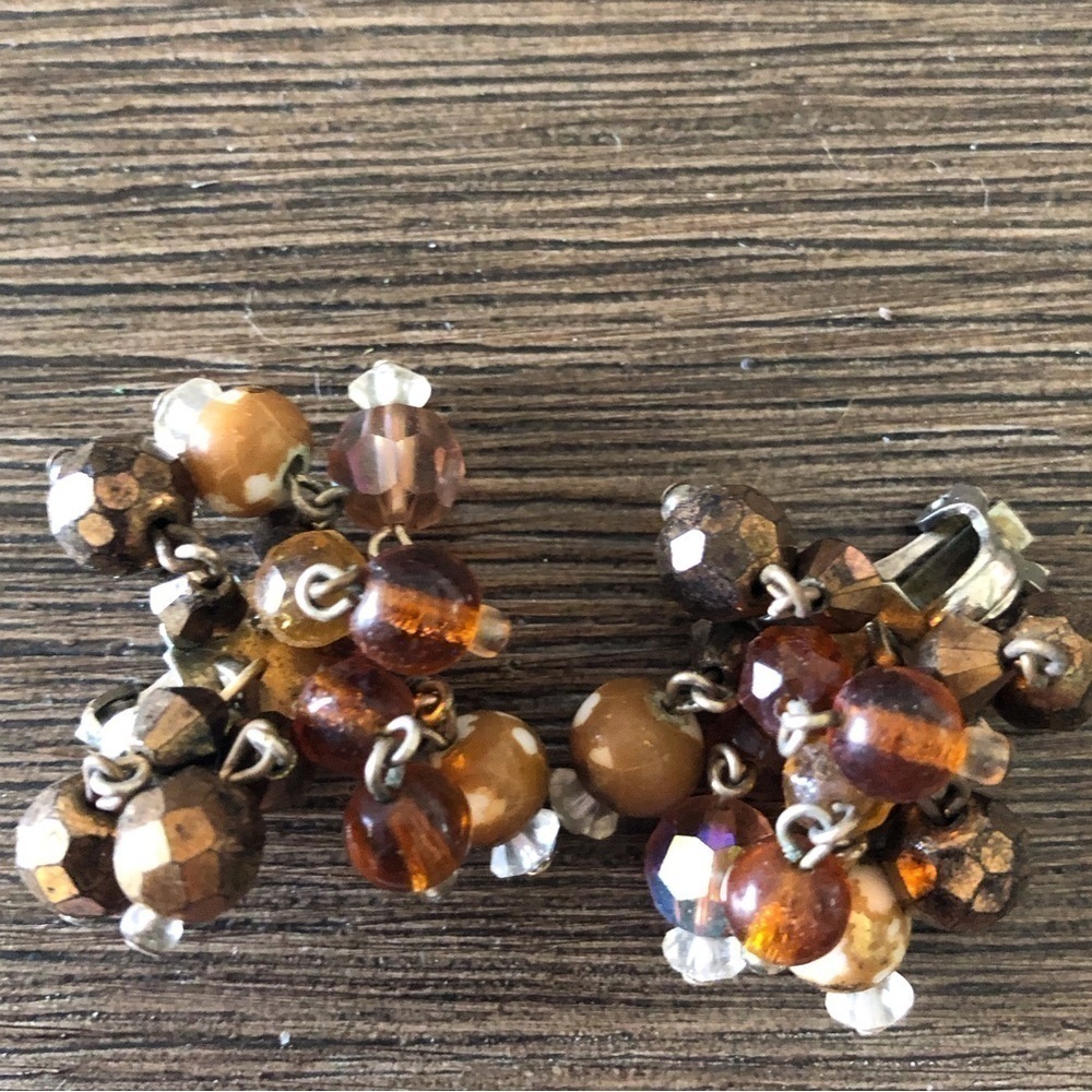 Vintage brown beaded clip on earrings